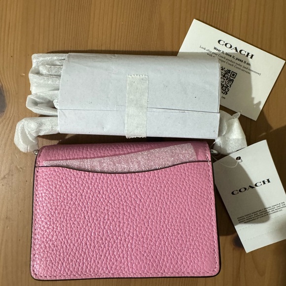 🥰 Coach Essential Half Flap Card Case - Picture 5 of 10